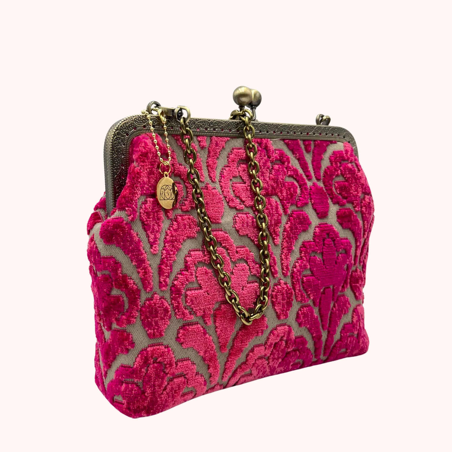 ANDREINA Velvet Fuchsia