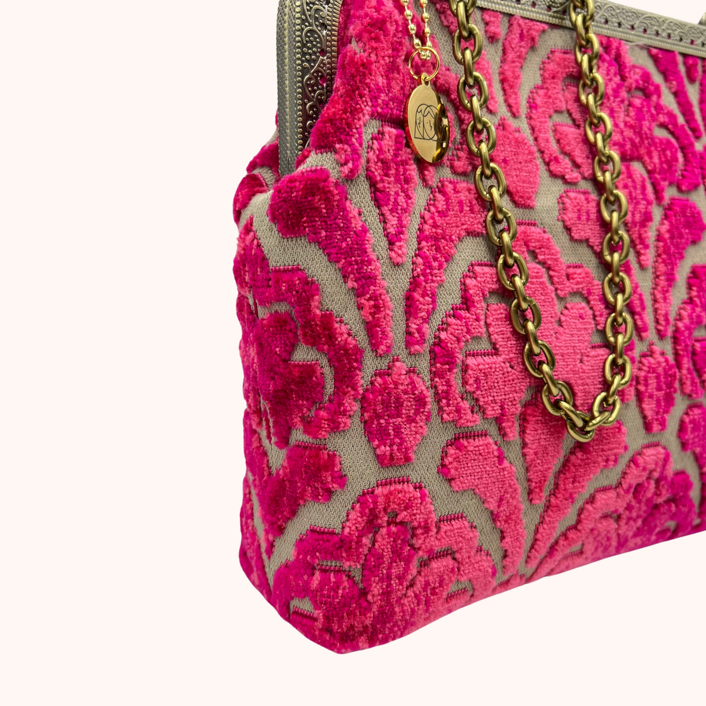 ANDREINA Velvet Fuchsia
