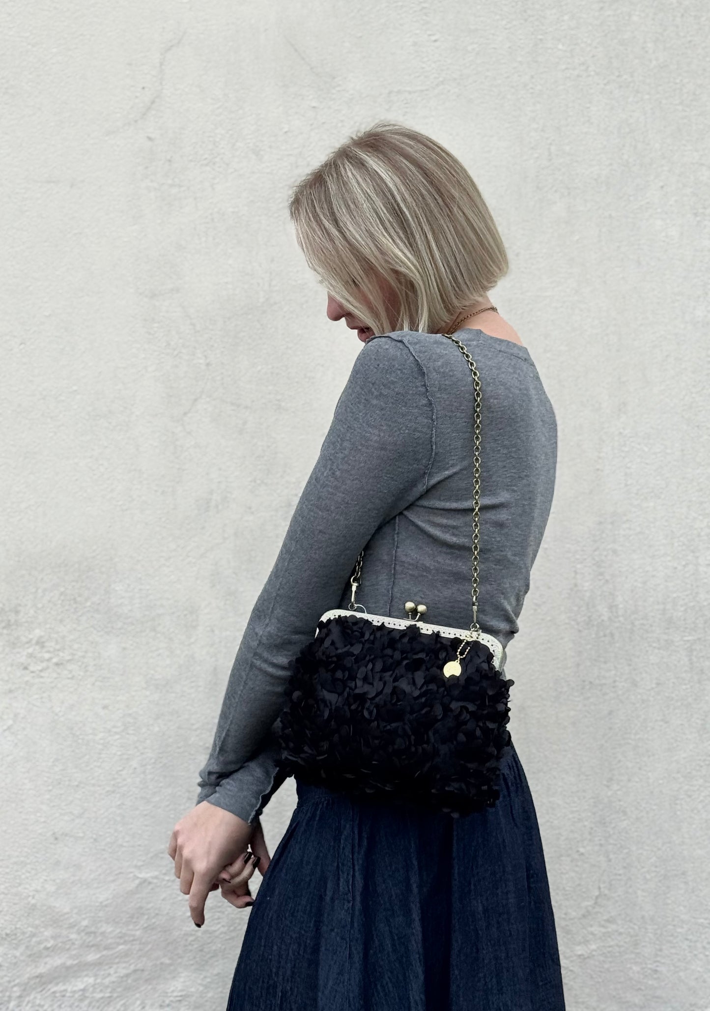 ANDREINA Romantica Black